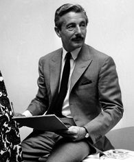 Oleg Cassini, Fashion Designer