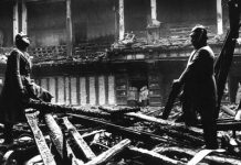 1933: Arsonist Torches the Reichstag